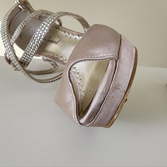 Lulu Townsend Strappy Heels - Picture 3 of 6